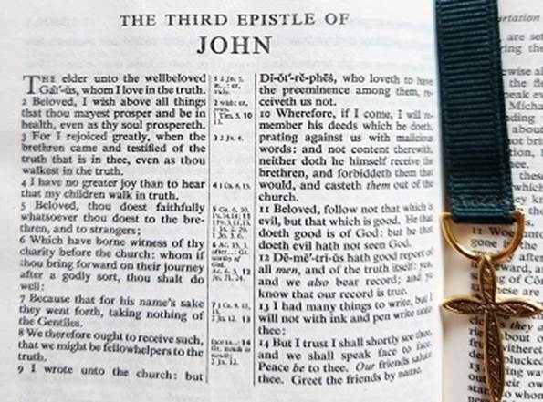 Picture of Bible opened to Third John